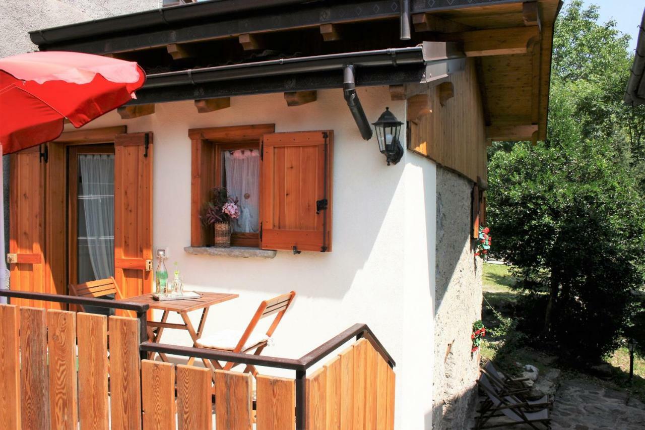 גראבדונה Casa Bucaneve & Ciclamino מראה חיצוני תמונה